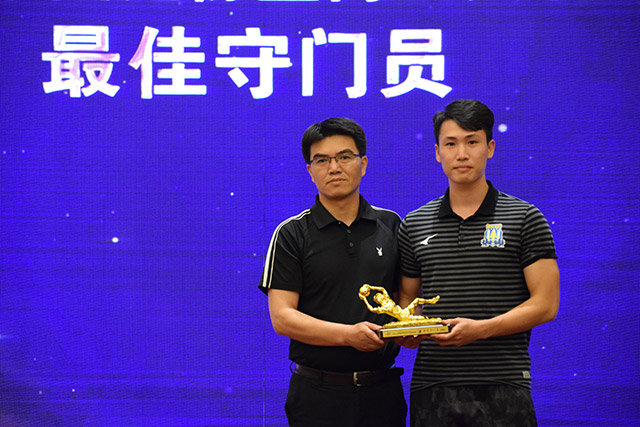 中国三人男篮不敌立陶宛 张宁5分赵嘉仁6分