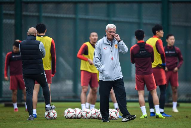 布克35分太阳送火箭3连败 掘金终结热火5连胜